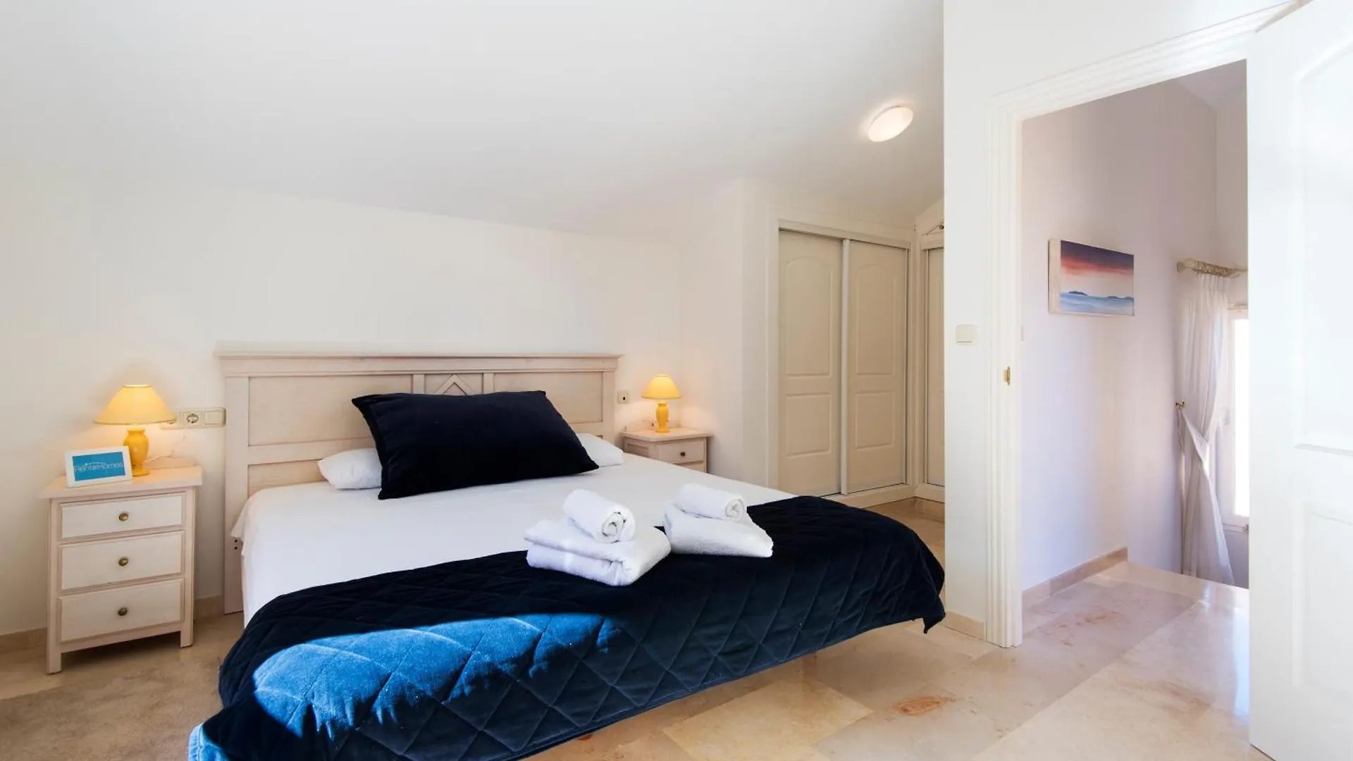 Rentandhomes Penthouse Elviria Golf Marbella Spain