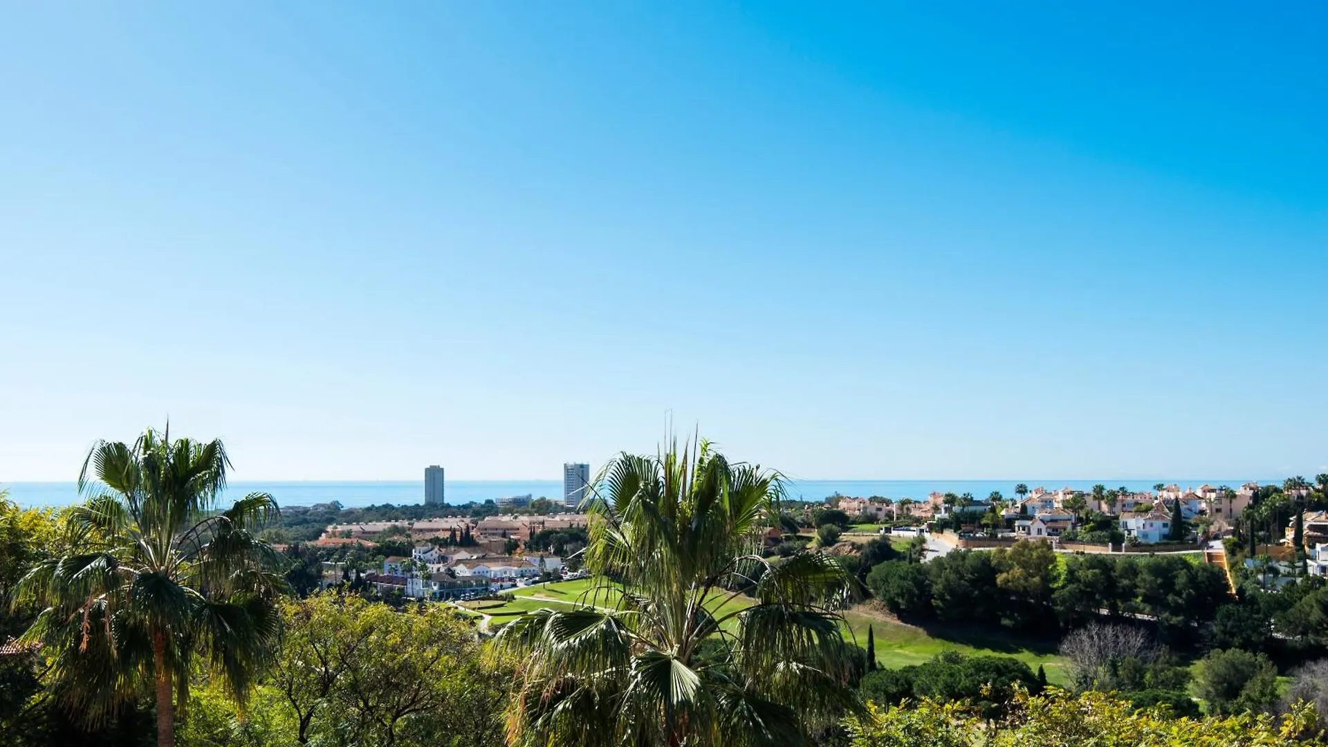 Rentandhomes Penthouse Elviria Golf Marbella Apartment