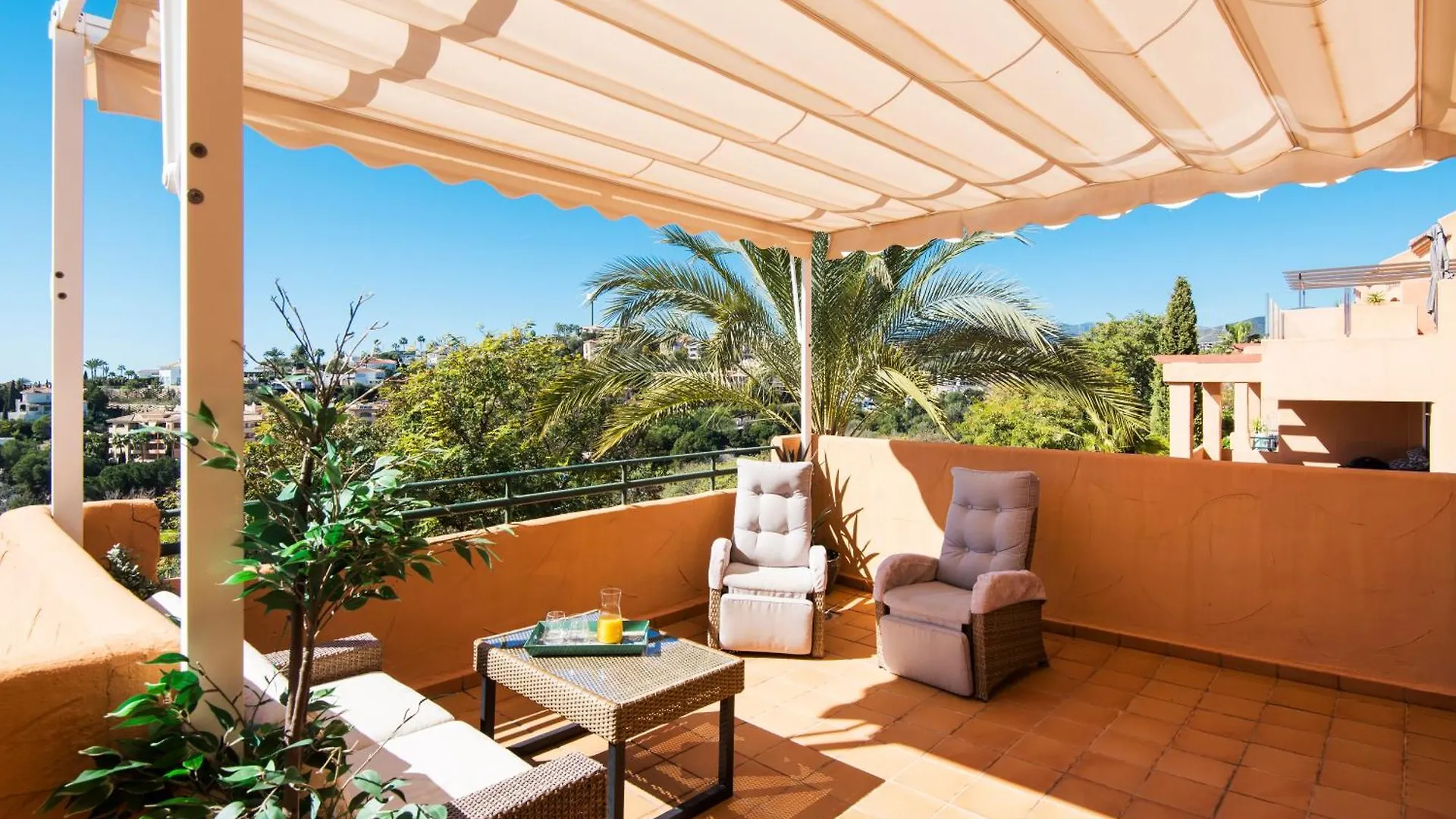 Apartmán Rentandhomes Penthouse Elviria Golf Marbella